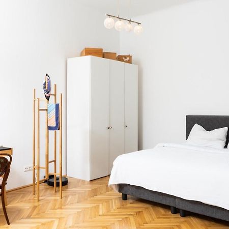 Altbauschatz Am Alsergrund, Naehe Innere Stadt Wien Ngoại thất bức ảnh